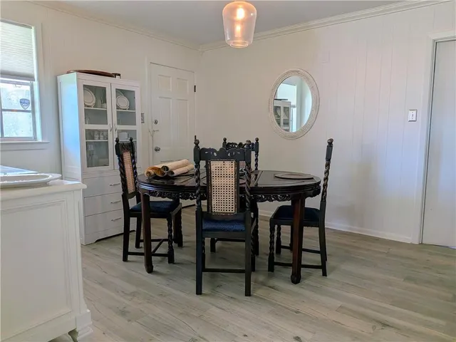 $1,900 | 945 Brockenbraugh Court, Metairie, LA 70005