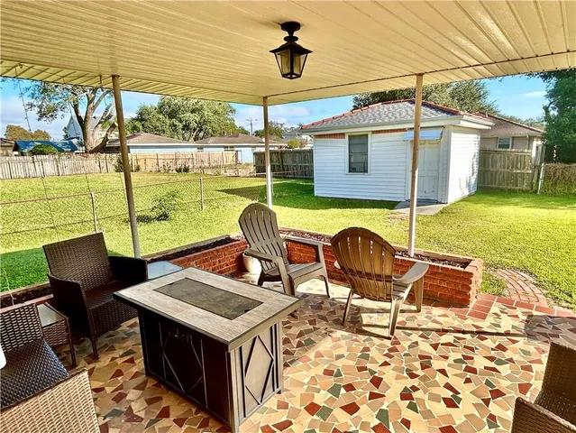 $1,900 | 945 Brockenbraugh Court, Metairie, LA 70005