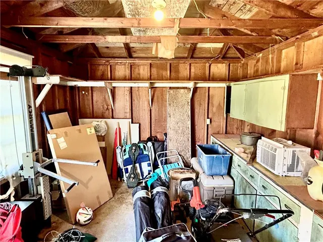 $1,900 | 945 Brockenbraugh Court, Metairie, LA 70005