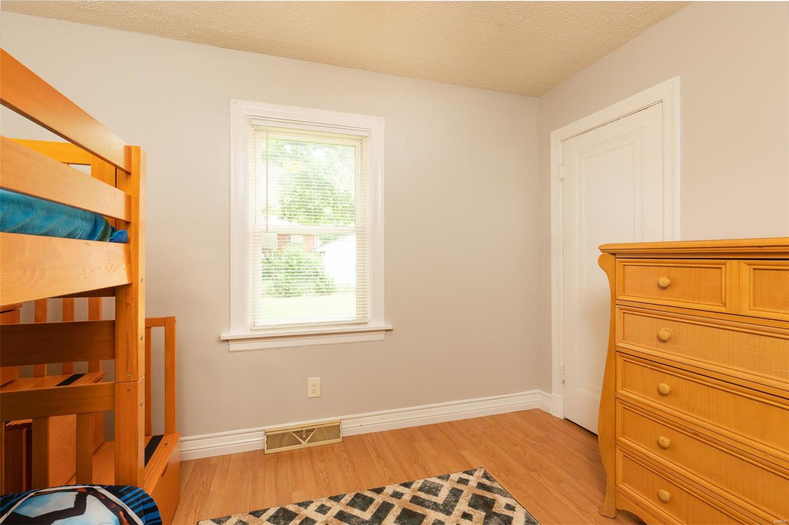 6219 Weber Road St. Louis, MO 63123 - Photo 11 of 16 Gallery Image 11