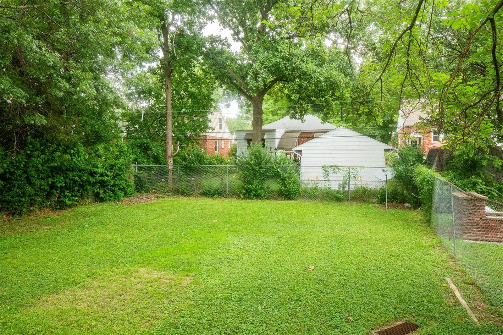 6219 Weber Road St. Louis, MO 63123 - Photo 14 of 16 Gallery Image 14
