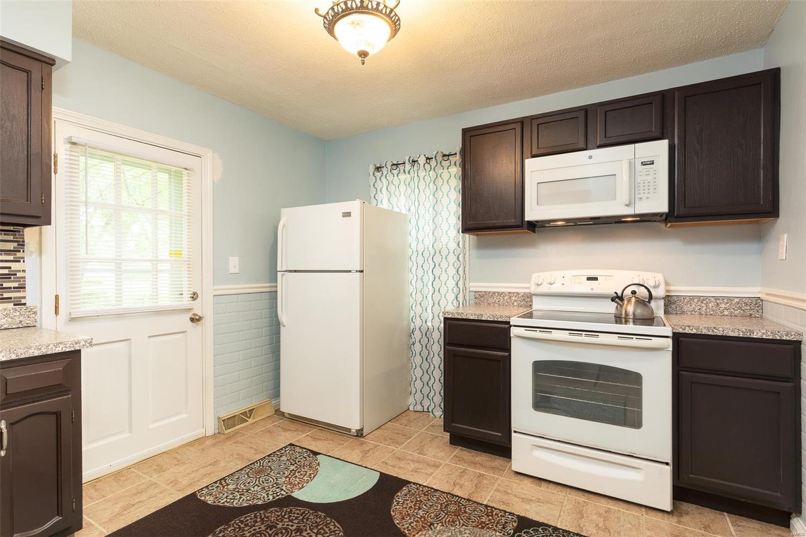 6219 Weber Road St. Louis, MO 63123 - Photo 7 of 16 Gallery Image 7