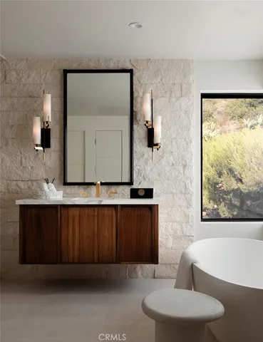 $8,495,000 | 1105 Skyline Drive, Laguna Beach, CA 92651