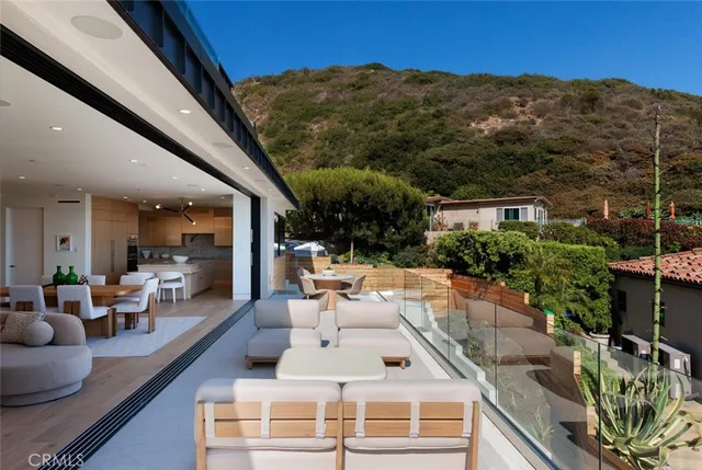 $8,495,000 | 1105 Skyline Drive, Laguna Beach, CA 92651
