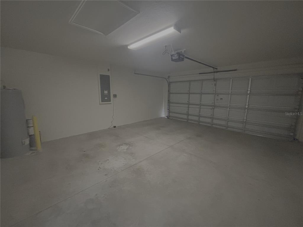 4194 Southwest 47th Court Ocala, FL 34474 - Photo 25 of 29 a view of a garage