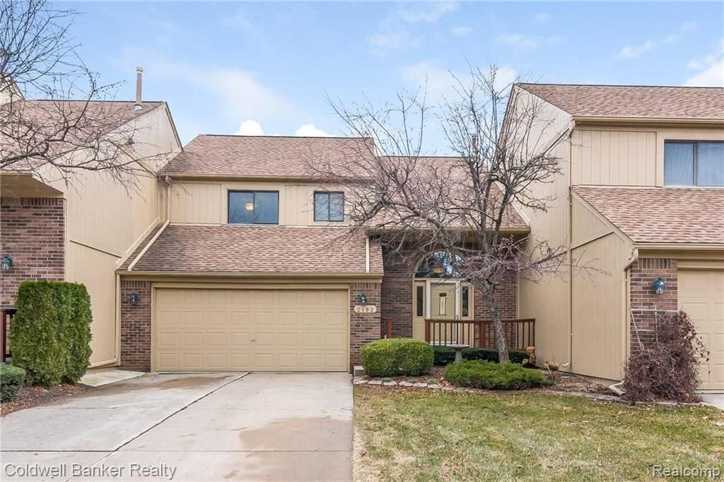 2192 Rochelle Park Drive, Unit 112 Rochester Hills, MI 48309 - Photo 1 of 37