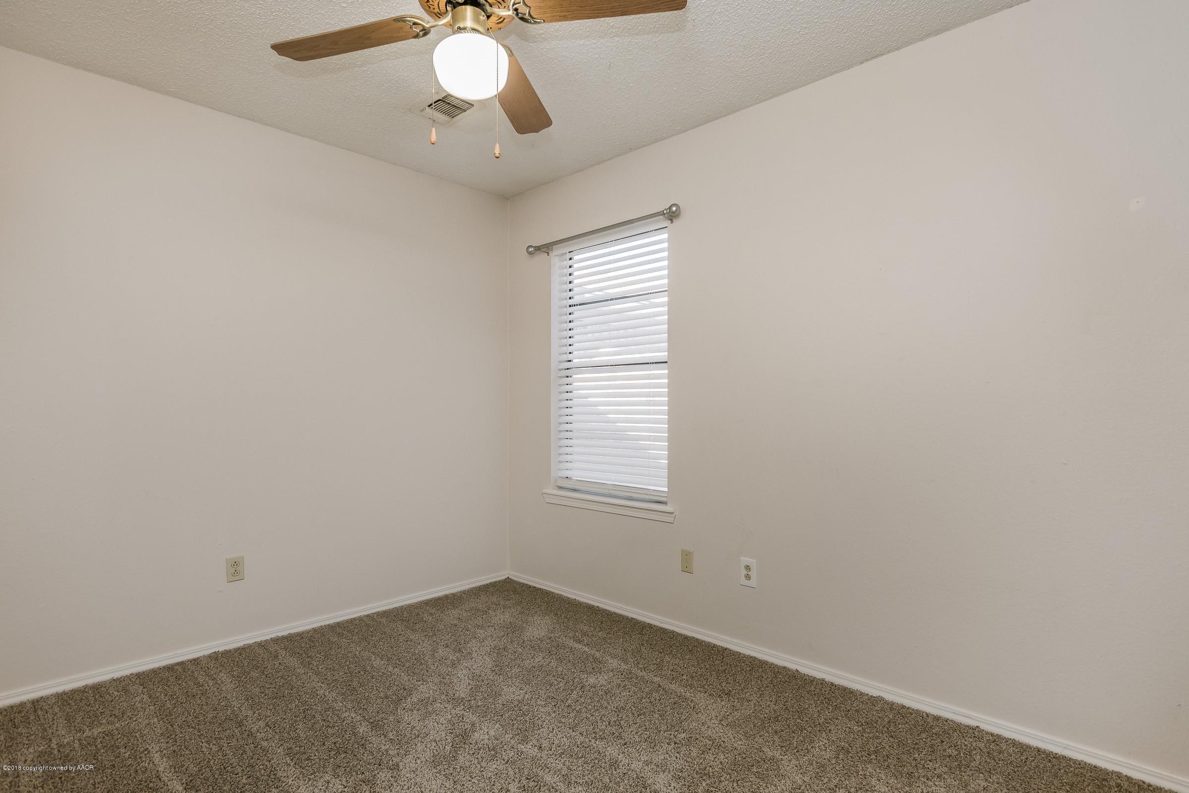 3005 Surf Drive Amarillo, TX 79110 - Photo 18 of 25 018_2nd Bedroom