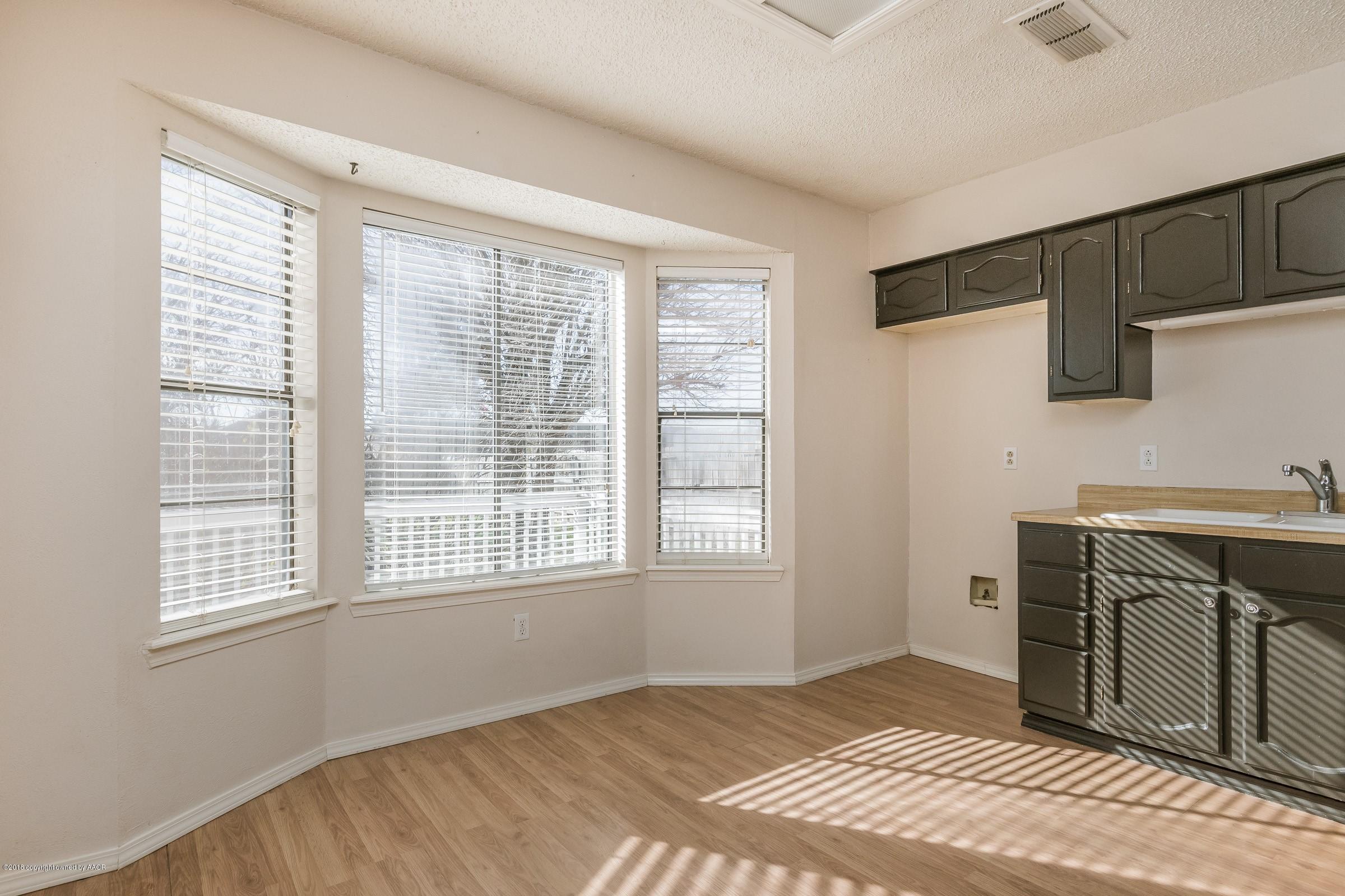 3005 Surf Drive Amarillo, TX 79110 - Photo 9 of 25 009_Dining Area
