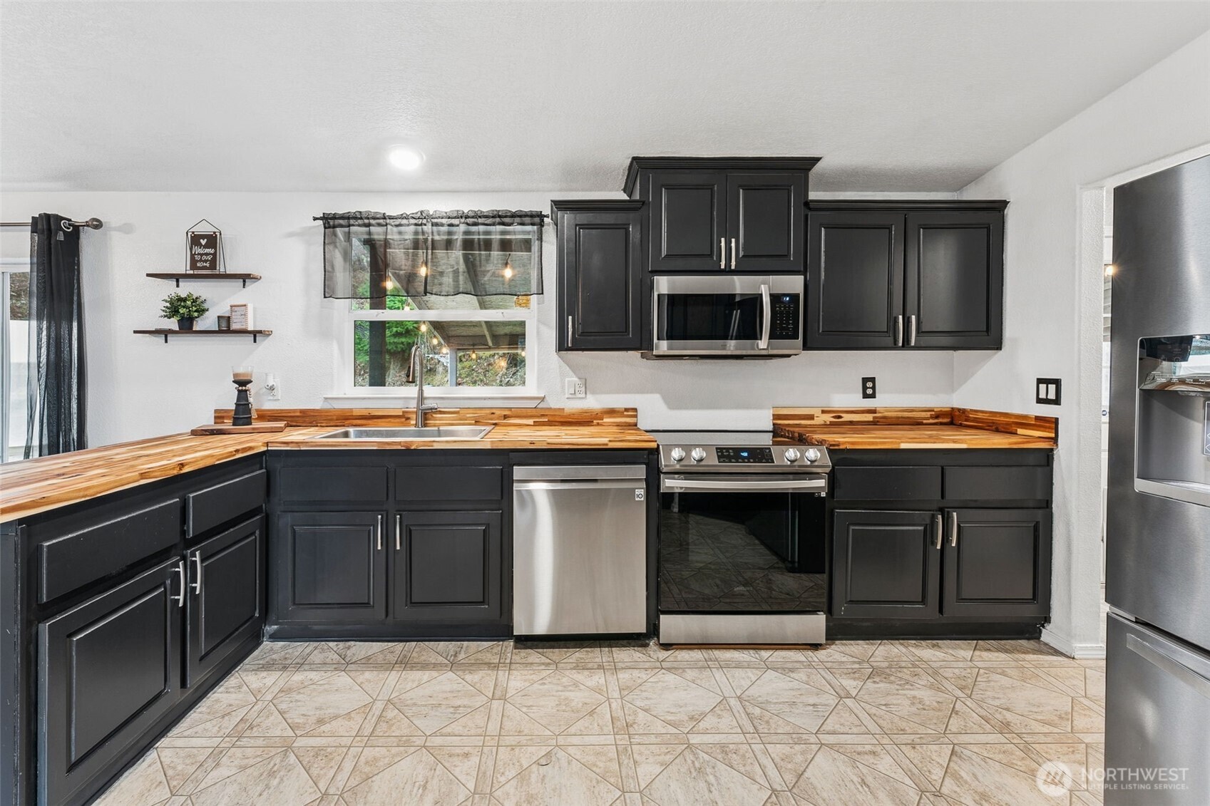 10521 Thomsen Road Southeast Olympia, WA 98513 - Photo 9 of 26