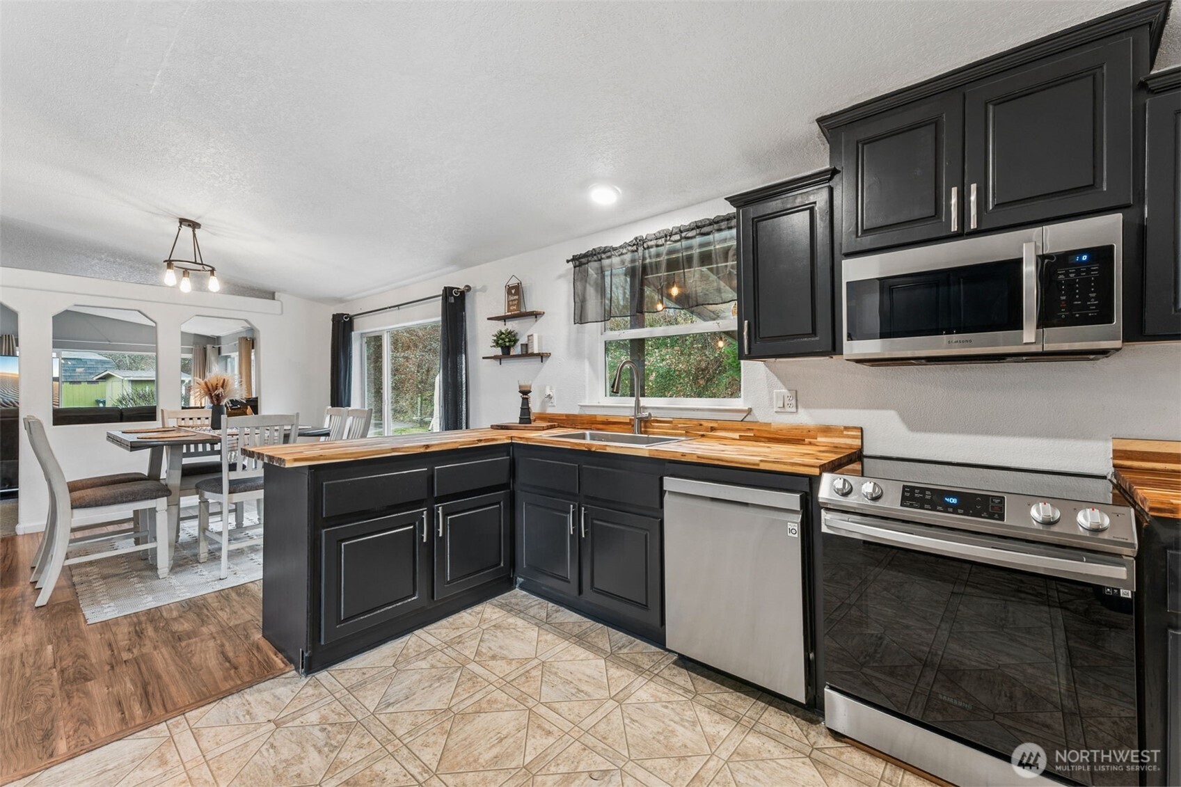 10521 Thomsen Road Southeast Olympia, WA 98513 - Photo 10 of 26