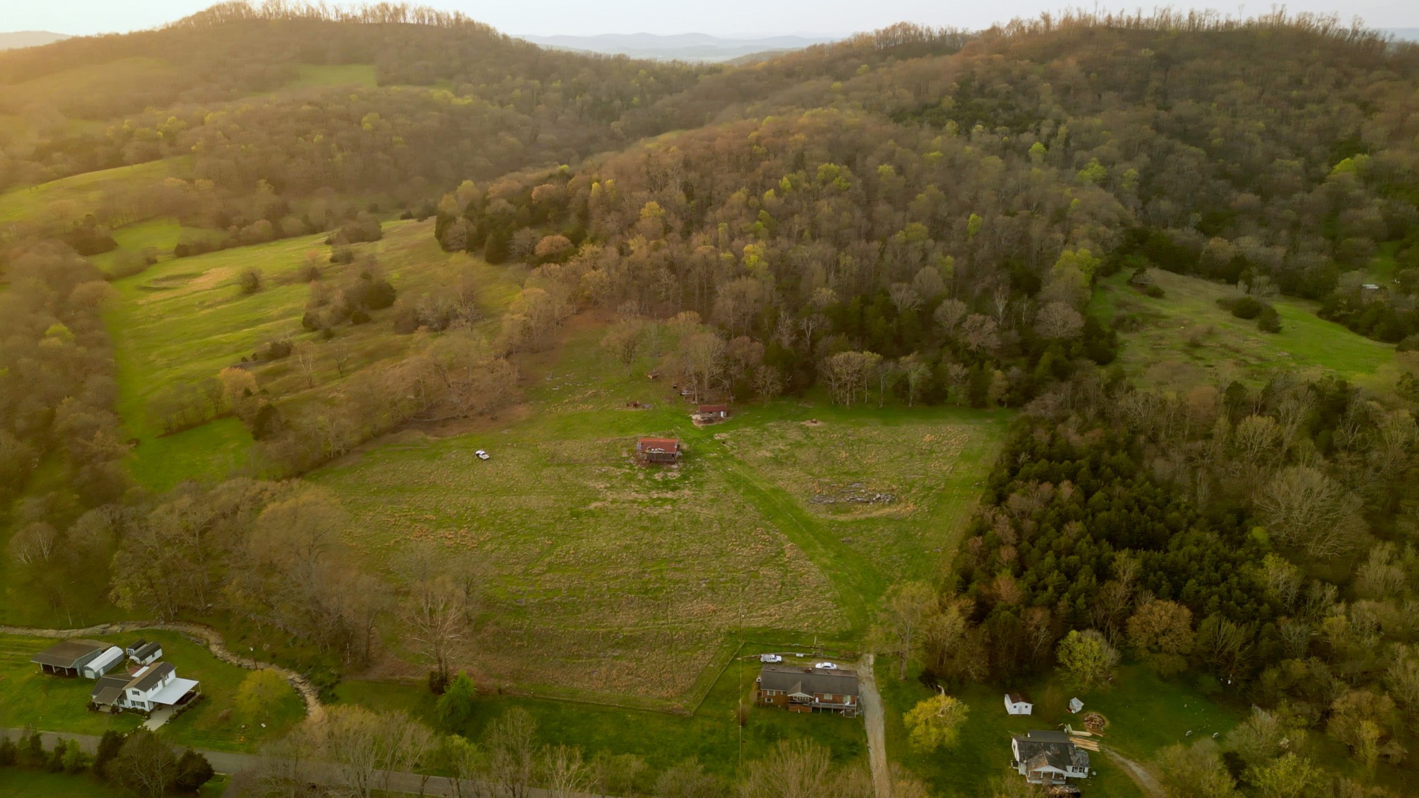 346 Hogan's Creek Road Carthage, TN 37030 - Photo 4 of 30