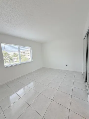 $2,035 | 7815 Camino Real, Unit I 314, Miami, FL 33143