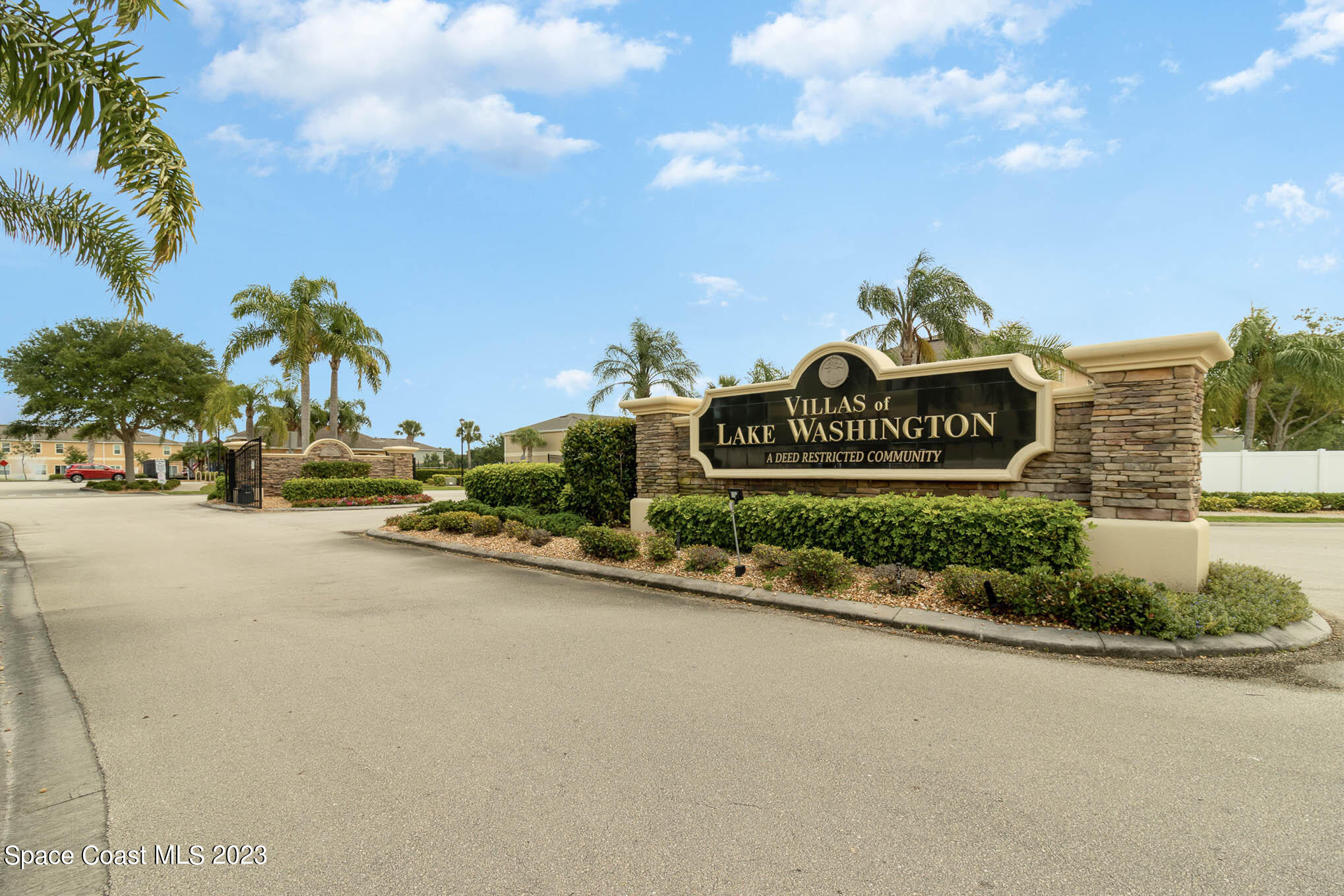 2805 Reston Street, Unit 103 Melbourne, FL 32935 - Photo 28 of 36 a view of a street sign on the side of a street