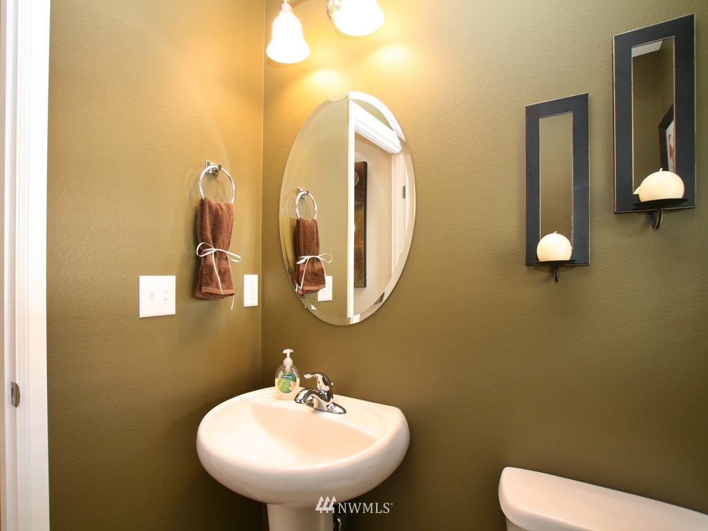 4869 East R Street, Unit 3002 Tacoma, WA 98404 - Photo 8 of 18