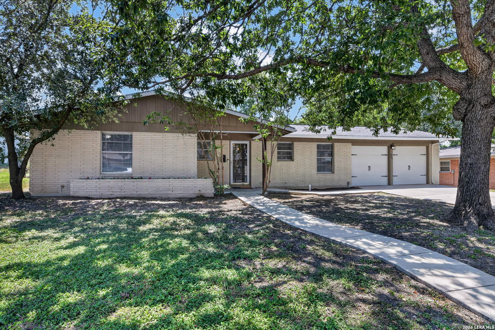 406 East Rector Street San Antonio, TX 78216 - Photo 1 of 32 Gallery Image 1