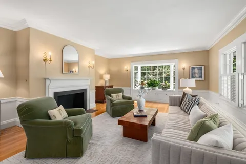 $4,000,000 | 157 Grove Street, Westwood, MA 02090