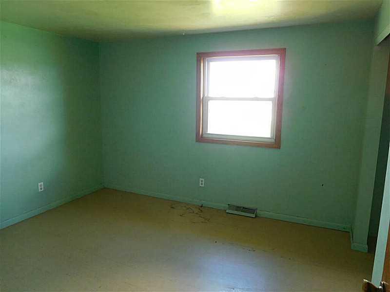 6295 Old Columbus Road Springfield, OH 45502 - Photo 14 of 22