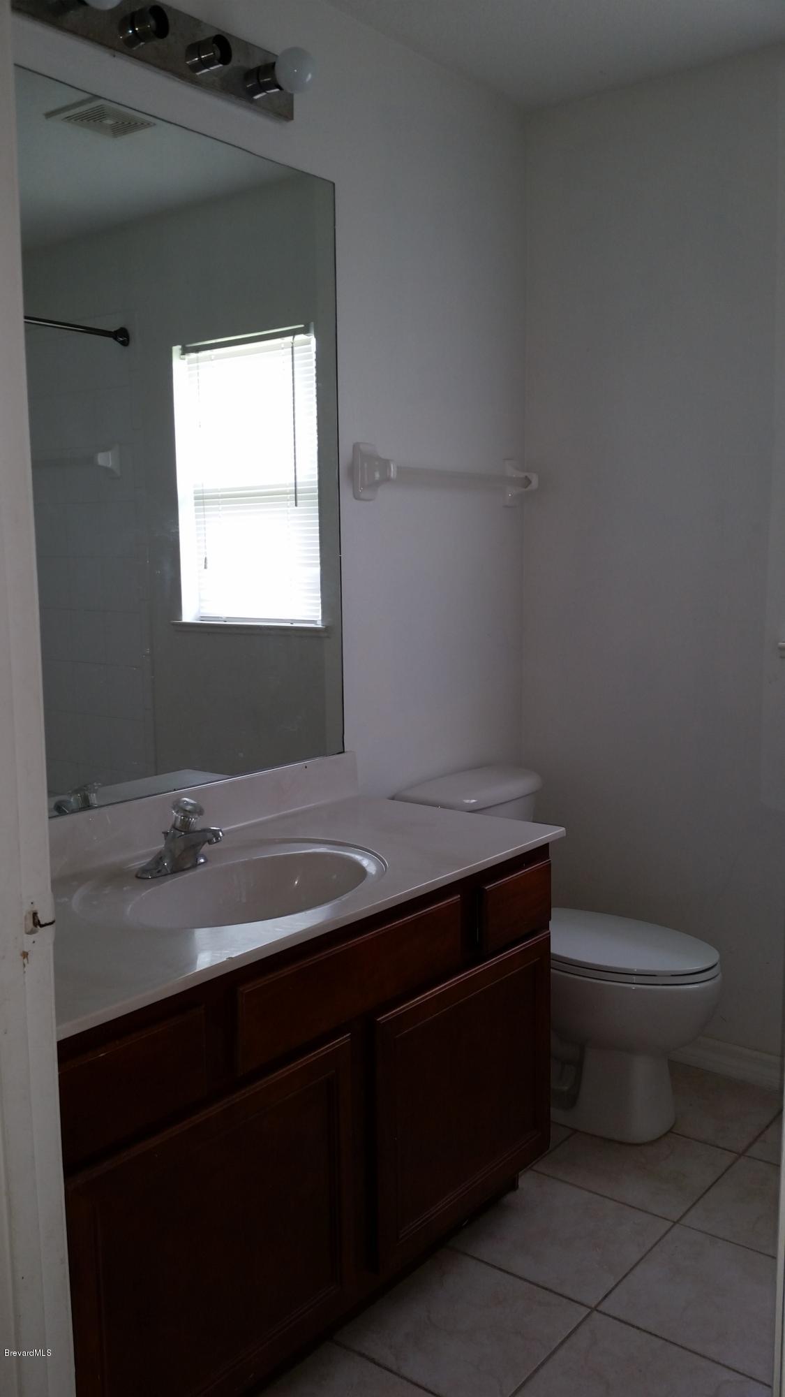 984 Tavernier Circle Northeast Palm Bay, FL 32905 - Photo 13 of 15 20150724_133039