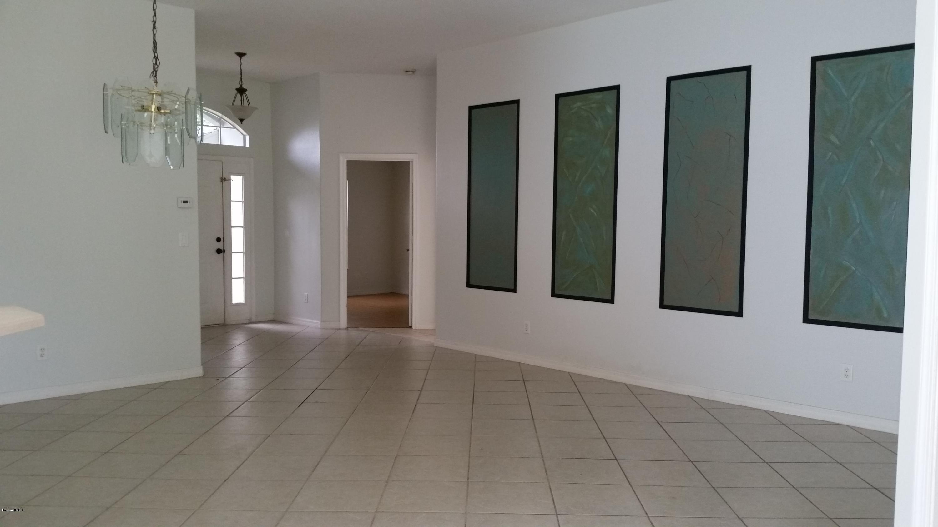 984 Tavernier Circle Northeast Palm Bay, FL 32905 - Photo 5 of 15 20150724_133639