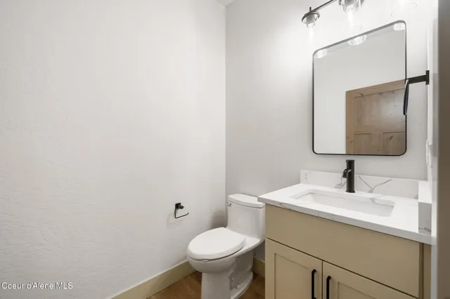 $798,000 | 53 Wallace Lane, Blanchard, ID 83804