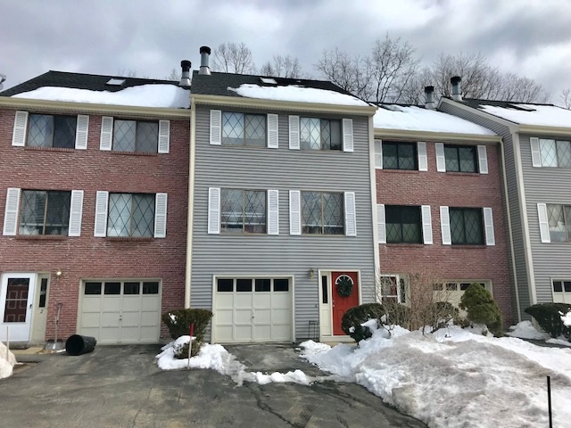 4 Plasic Road Merrimack, NH 03054 - Photo 1 of 14