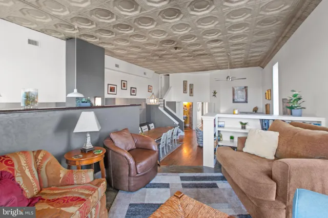 $2,800 | 809 Caroline Street, Unit 301, Fredericksburg, VA 22401