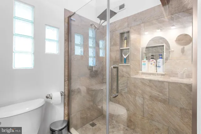 $2,800 | 809 Caroline Street, Unit 301, Fredericksburg, VA 22401