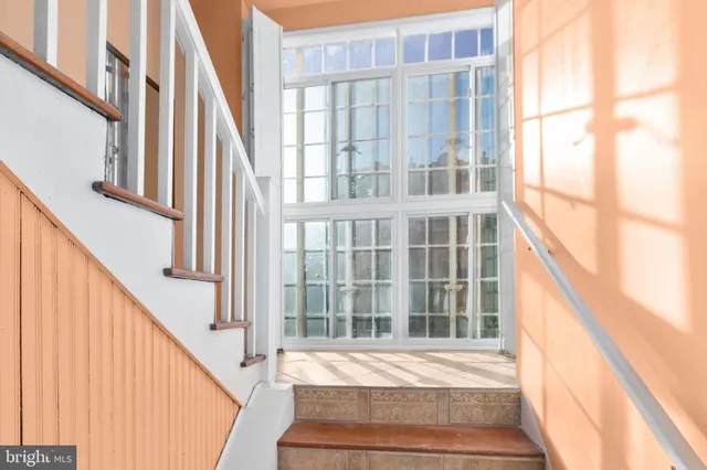 $2,800 | 809 Caroline Street, Unit 301, Fredericksburg, VA 22401