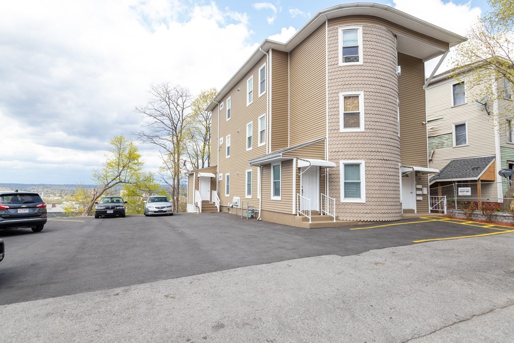 73 Merrifield Street Worcester, MA 01605 - Photo 1 of 29 Gallery Image 1