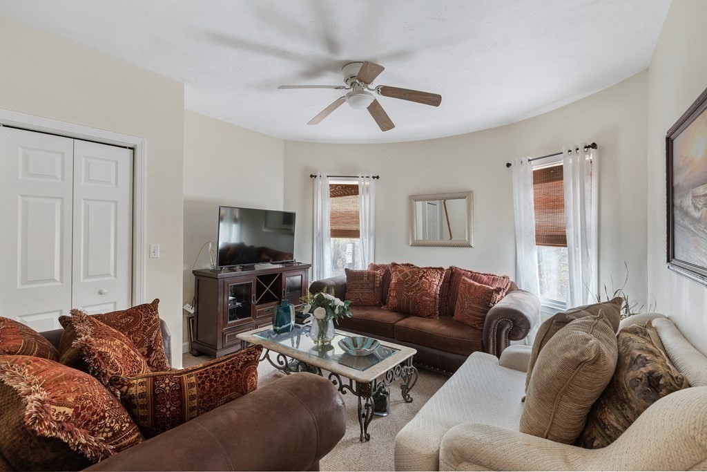 73 Merrifield Street Worcester, MA 01605 - Photo 8 of 29 Gallery Image 8