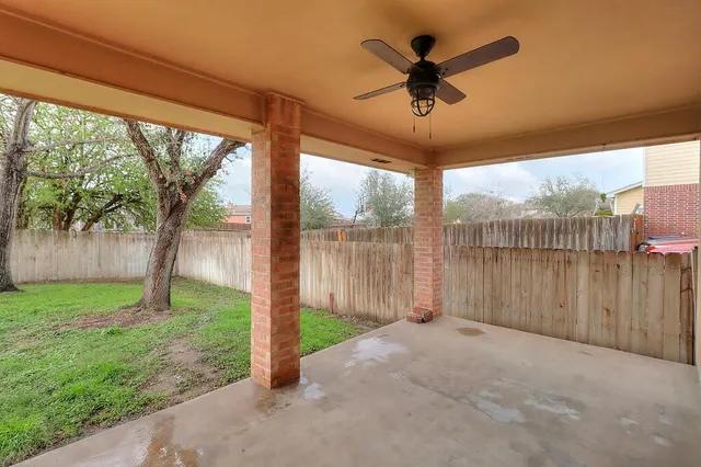 a view of a garden with a roof deck