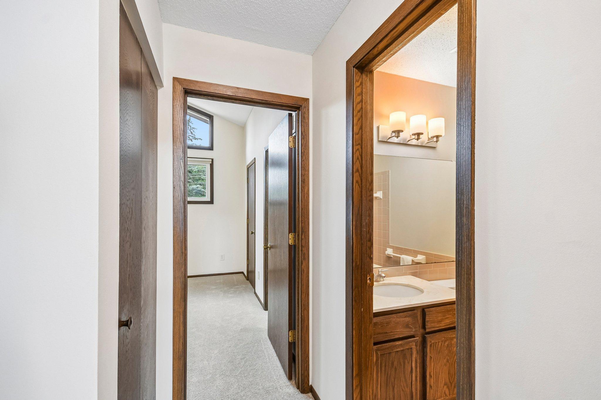 1748 McKnight Road North, Unit 24 Maplewood, MN 55109 - Photo 24 of 29 Gallery Image 24