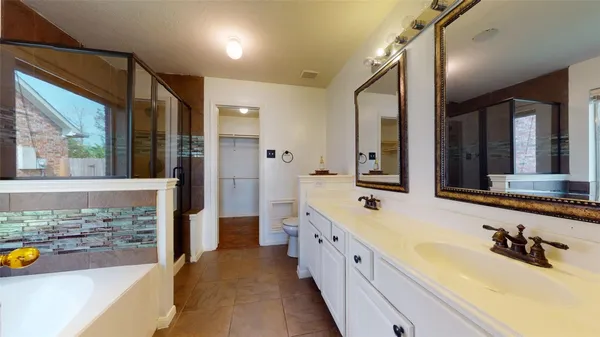 $2,000 | 8231 Ashlawn Drive, Houston, TX 77083