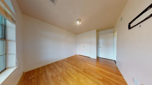 $2,000 | 8231 Ashlawn Drive, Houston, TX 77083