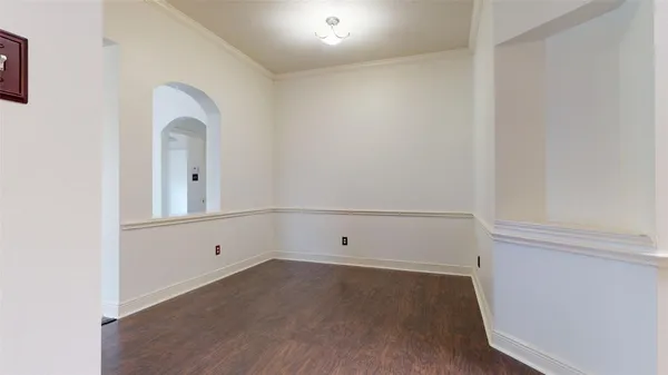 $2,000 | 8231 Ashlawn Drive, Houston, TX 77083