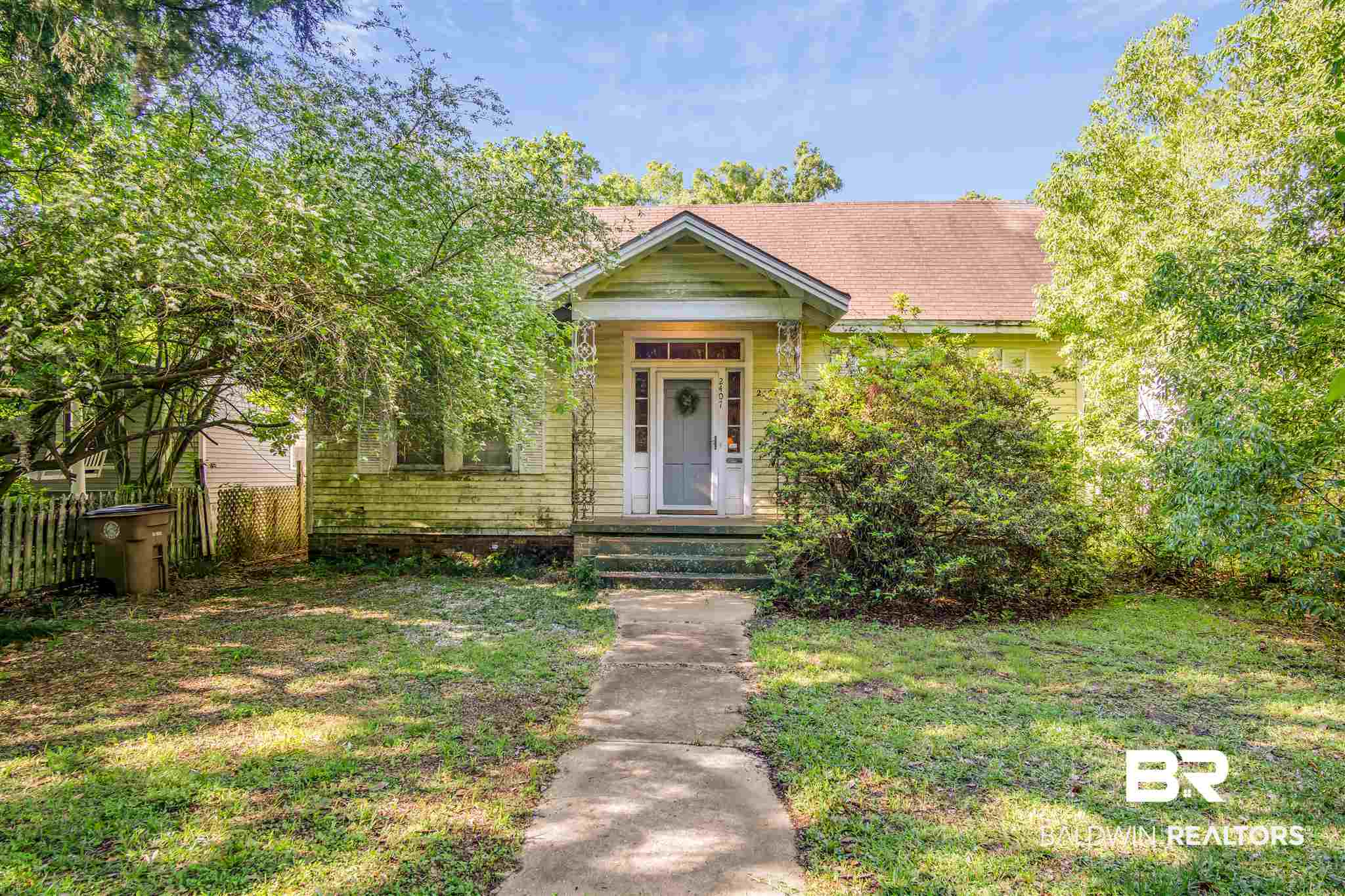 2407 Spring Hill Avenue Mobile, AL 36607 - Photo 1 of 23