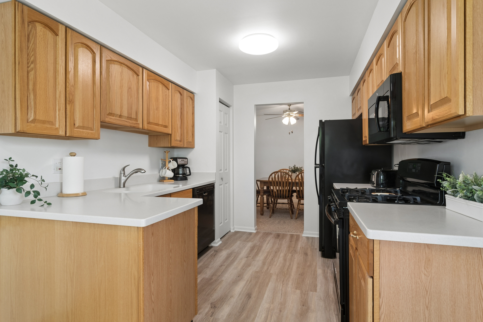 763 White Pine Road, Unit 5A2 Buffalo Grove, IL 60089 - Photo 8 of 20