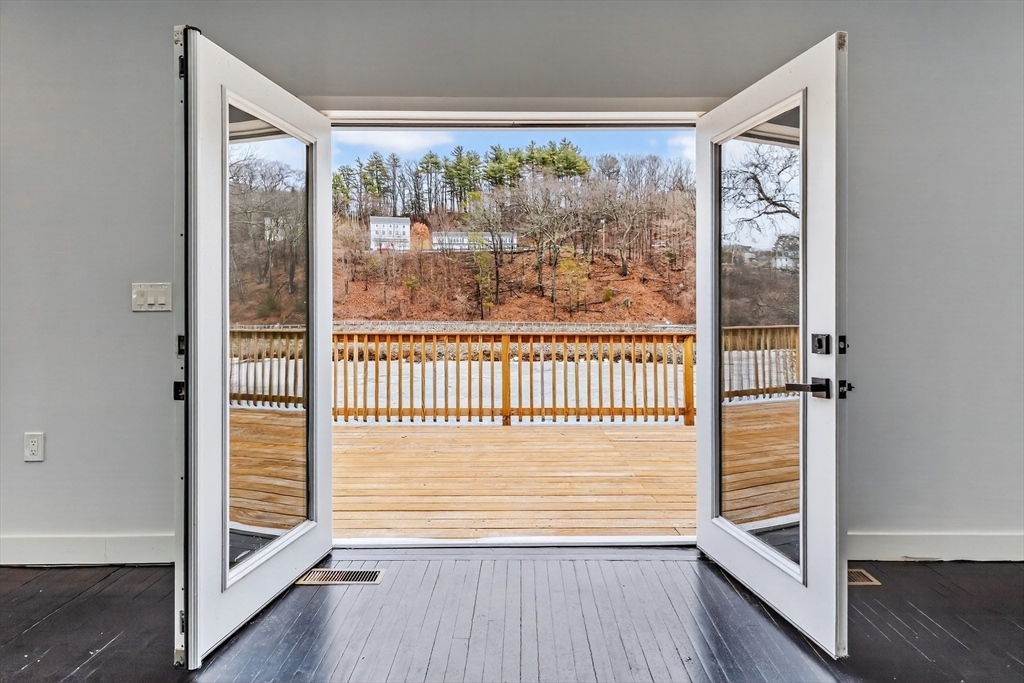 286 Grove Street, Unit A Clinton, MA 01510 - Photo 12 of 42