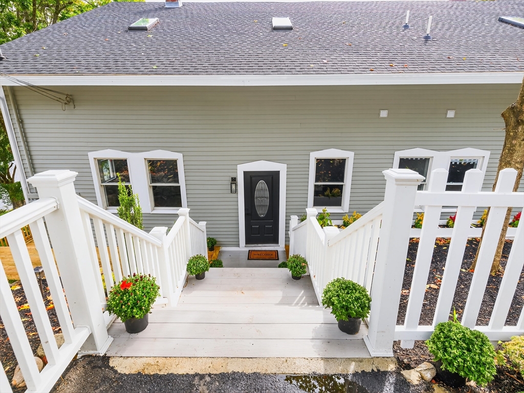 286 Grove Street, Unit A Clinton, MA 01510 - Photo 2 of 42