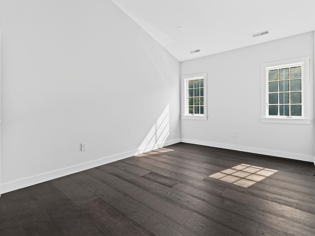 286 Grove Street, Unit A Clinton, MA 01510 - Photo 29 of 42