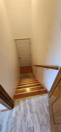 $285,000 | 212 Lon Dell Drive, Chester, IL 62233