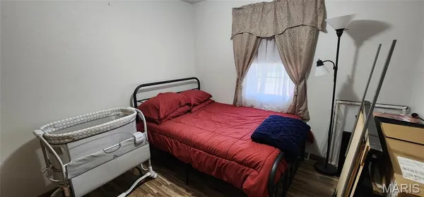 $285,000 | 212 Lon Dell Drive, Chester, IL 62233