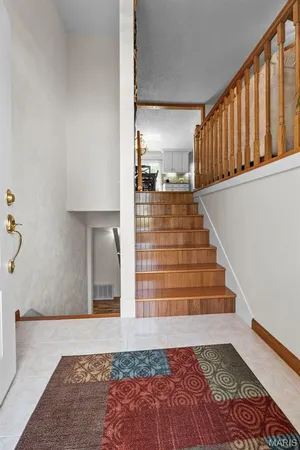 $285,000 | 212 Lon Dell Drive, Chester, IL 62233