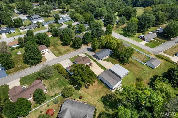 $285,000 | 212 Lon Dell Drive, Chester, IL 62233