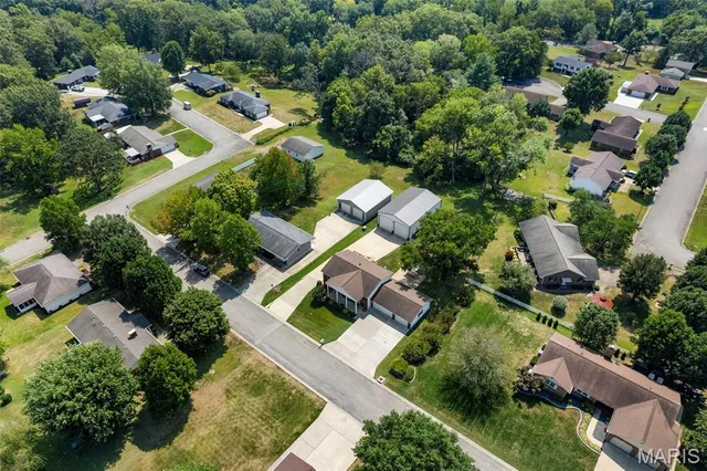 $299,000 | 212 Lon Dell Drive, Chester, IL 62233