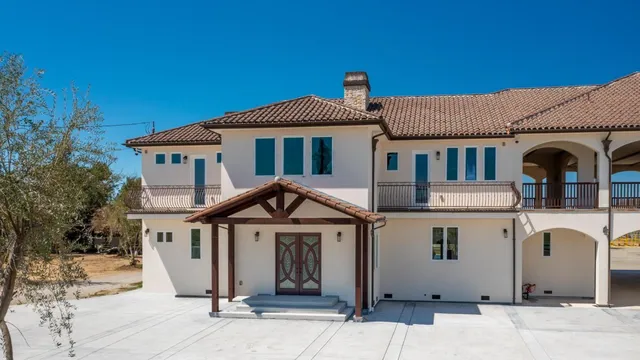 $2,895,000 | 8440 Lovers Lane, Hollister, CA 95023