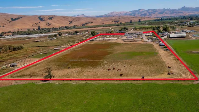 $2,895,000 | 8440 Lovers Lane, Hollister, CA 95023