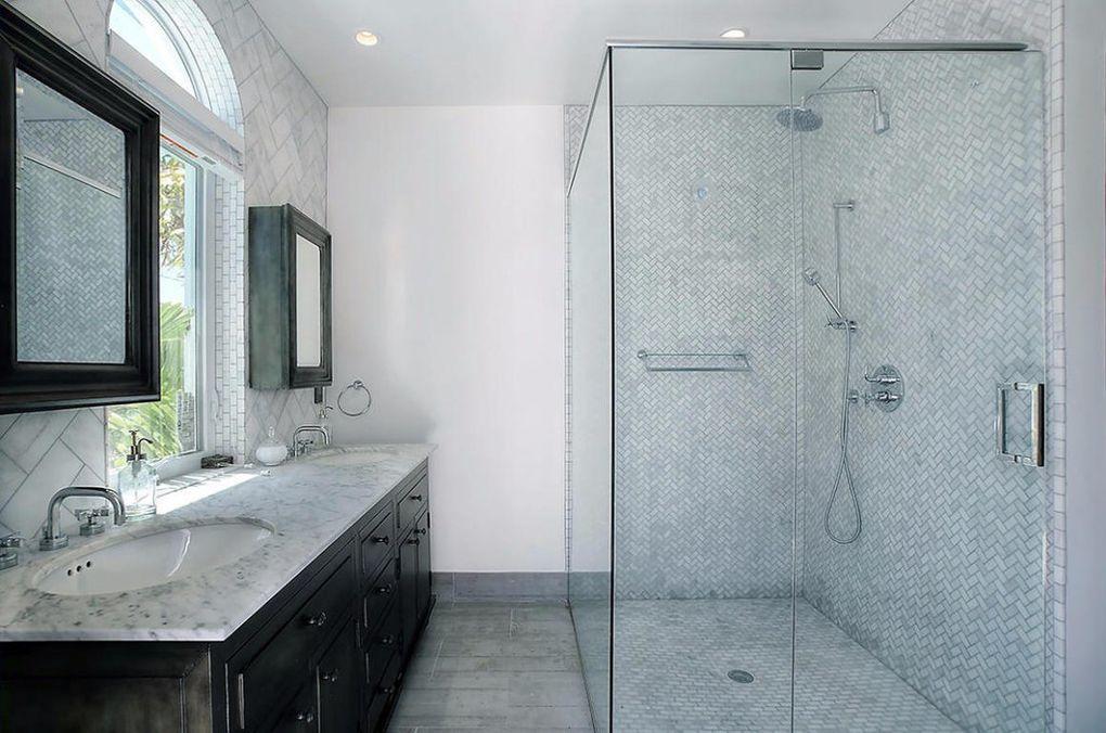 111 Dolphin Bend Road Ocean Ridge, FL 33435 - Photo 5 of 11 5150621880463f2c9d33ec966c8fa3e3l-m18xd-