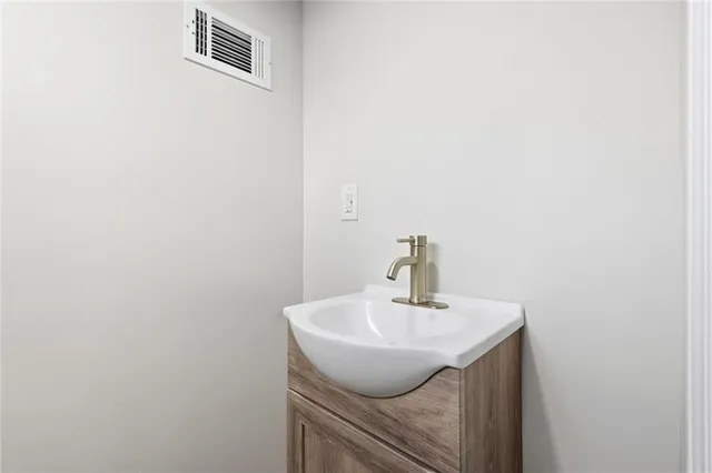 $310,000 | 7420 Hardy Avenue, Raytown, MO 64133