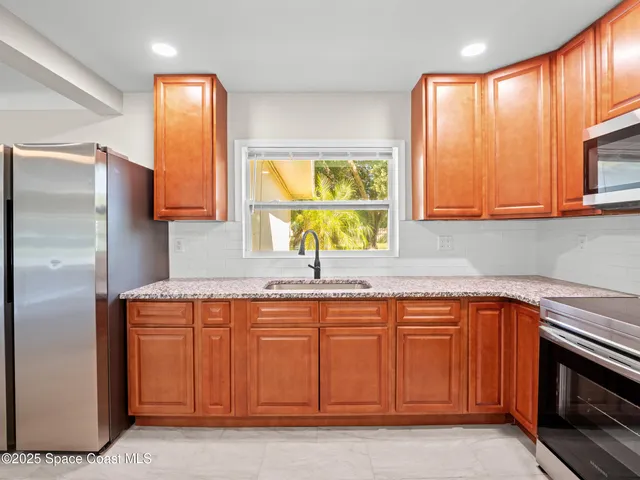 $2,500 | 7740 Pine Lake Drive, Melbourne, FL 32904